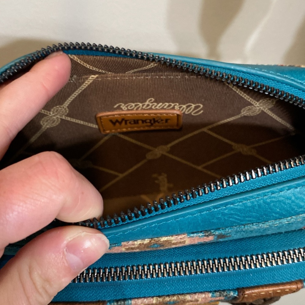 Wrangler Blue and Brown Southwestern Tote Bag, purse, and wallet set(Best offer) - Picture 13 of 16